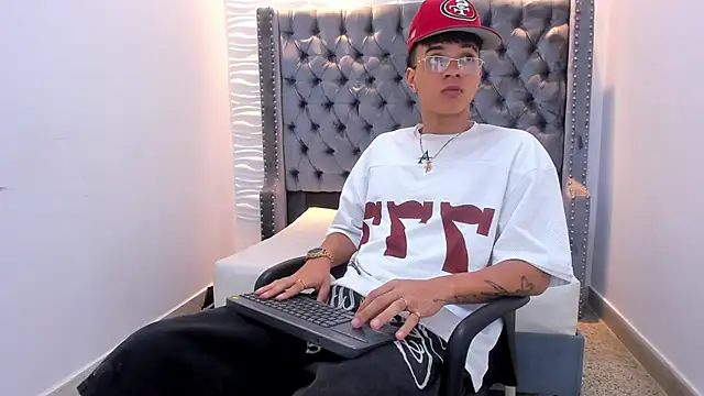 MARSHALL SPENCER online show from 04/21/26, 01:17