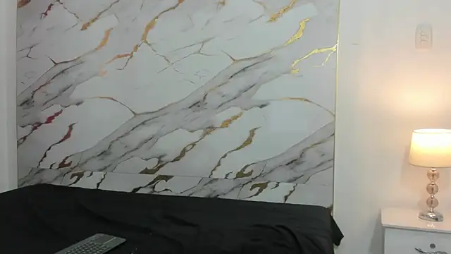 Snapshot of johan_miller0 chatting on 09/24/25, 01:03 johan miller0 online show from 09/24/25, 01:03