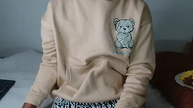 AshleyT255 online show from 09/30/25, 06:24