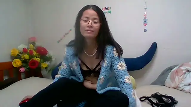 sweethanajapanese online show from 12/16/25, 12:32