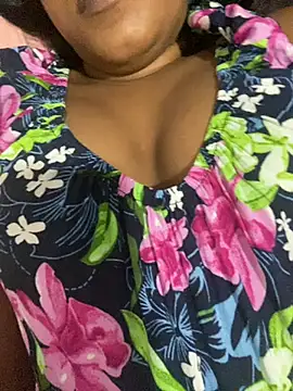 Snapshot of vinushi chatting on 09/27/25, 12:59 vinushi online show from 09/27/25, 12:59