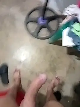 Boy hot- online show from 09/24/25, 11:02