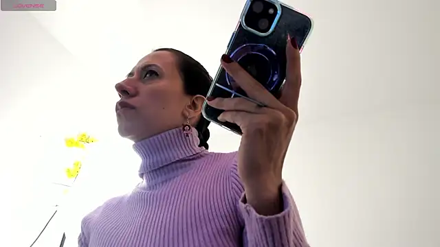 Snapshot of Biancamirage3 chatting on 11/30/25, 06:39 Biancamirage3 online show from 11/30/25, 06:39