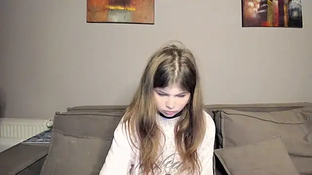 Lilly Jess online show from 11/14/25, 07:45