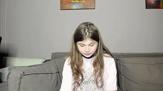 Lilly Jess online show from 11/23/25, 07:24