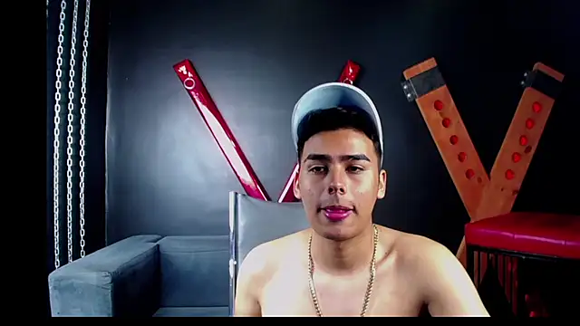 Matthewlodge online show from 10/13/25, 01:11