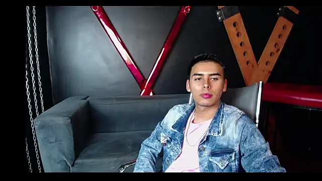 Matthewlodge online show from 10/17/25, 02:08