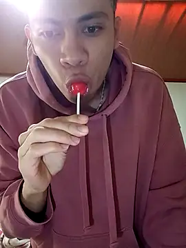 kittymutant99 online show from 04/23/26, 03:47