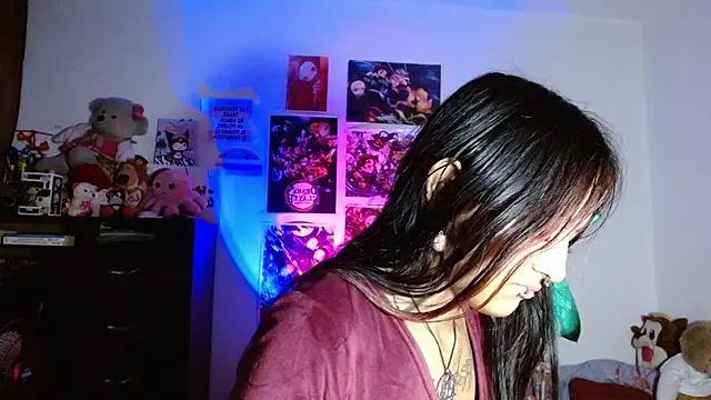 carolinerue online show from 10/14/25, 05:52