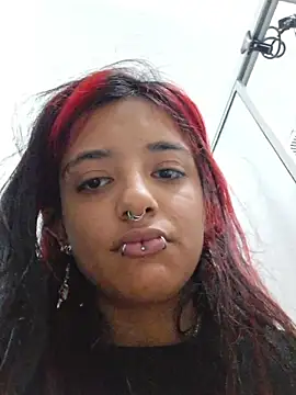 carolinerue online show from 03/29/26, 03:17