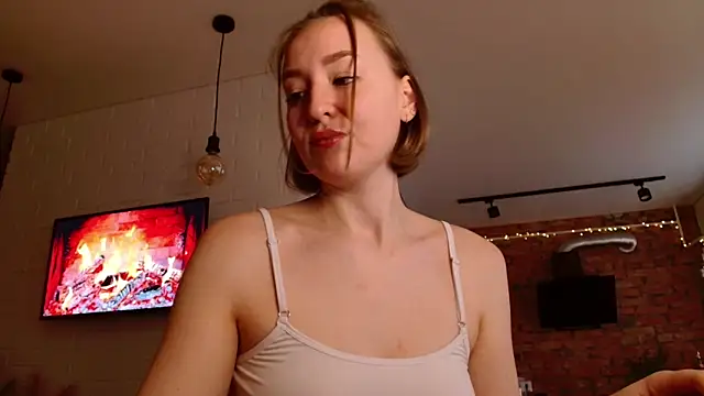 WhitePrincessLuna online show from 11/05/25, 01:00