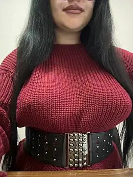 Molly-molly- online show from 11/25/25, 07:30