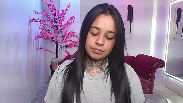 Black roseee online show from 11/26/25, 03:51