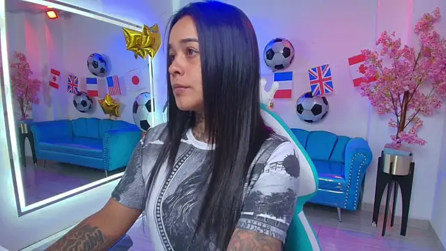 Black roseee online show from 06/16/26, 03:53