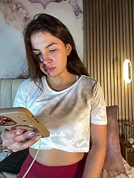 Dakota Evanns online show from 04/16/26, 06:52