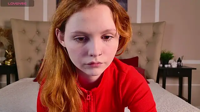 AlisHanson online show from 12/05/25, 04:03