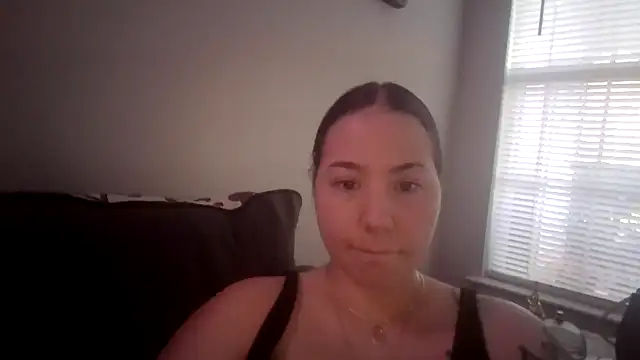 Snapshot of abimusic99 chatting on 10/16/25, 01:34 abimusic99 online show from 10/16/25, 01:34