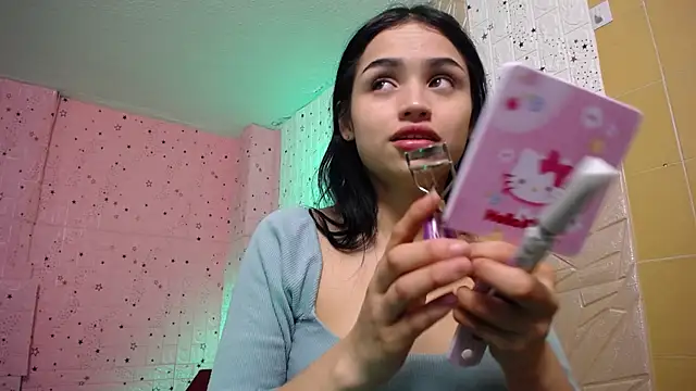 emmydurant online show from 12/18/25, 08:04