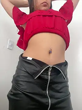 MelanyBabeee2 online show from 02/04/26, 09:42