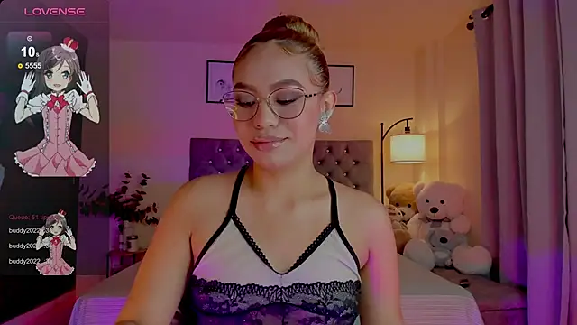 Snapshot of OxanaFedorova1- chatting on 05/16/26, 09:24 OxanaFedorova1- online show from 05/16/26, 09:24