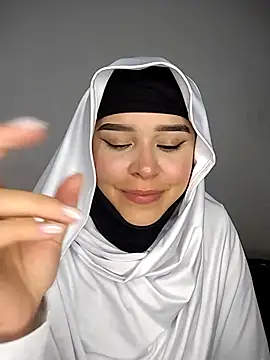 rhizanthella  online show from 09/19/25, 12:02