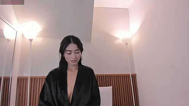 nicol giraldoo online show from 02/04/26, 03:34