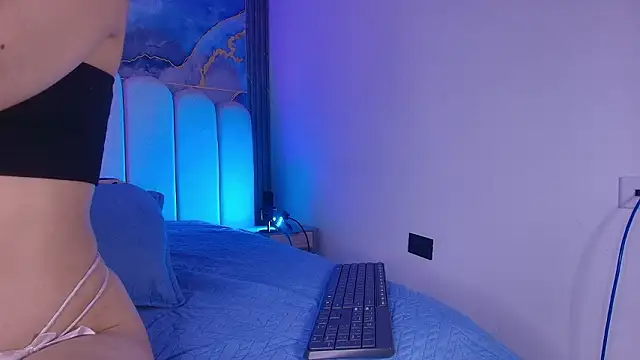 abbyrouss  online show from 02/26/26, 03:05