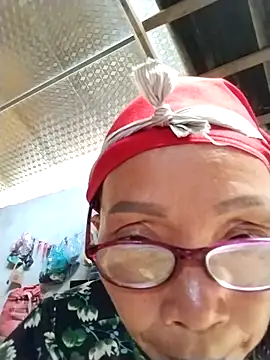 -Xuka-200 online show from 04/20/26, 05:21