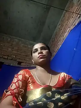 Snapshot of Notyriya7 chatting on 10/27/25, 04:11 Notyriya7 online show from 10/27/25, 04:11