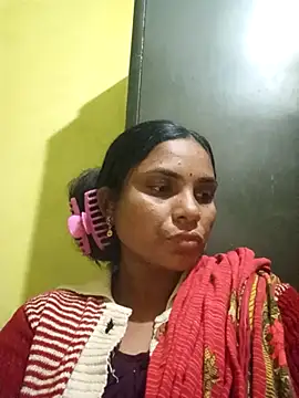 Snapshot of Notyriya7 chatting on 12/14/25, 03:17 Notyriya7 online show from 12/14/25, 03:17