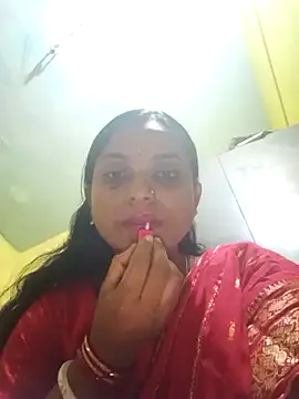 Snapshot of Notyriya7 chatting on 12/17/25, 01:39 Notyriya7 online show from 12/17/25, 01:39