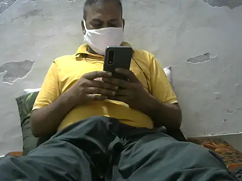 Famit025 online show from 02/20/26, 06:08