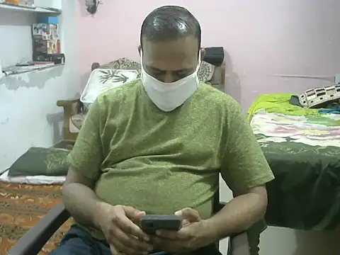 Famit025 online show from 02/23/26, 05:32