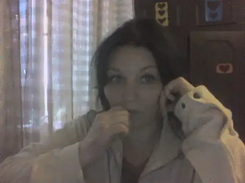 Snapshot of Breezy_88 chatting on 11/03/25, 01:23 Breezy 88 online show from 11/03/25, 01:23