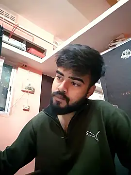 soniriyaa010101 online show from 01/18/26, 12:42