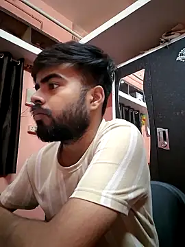 soniriyaa010101 online show from 04/21/26, 02:01