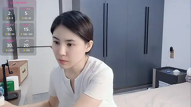 luckckcj online show from 11/12/25, 05:08