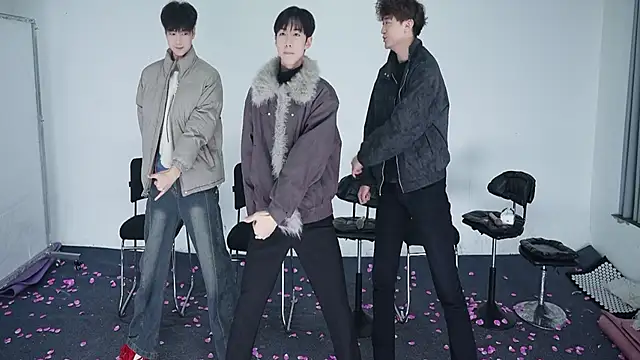 JL-sweetbaby1 online show from 12/15/25, 11:14