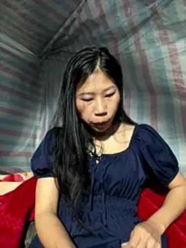 Mollie jane online show from 11/25/25, 08:25