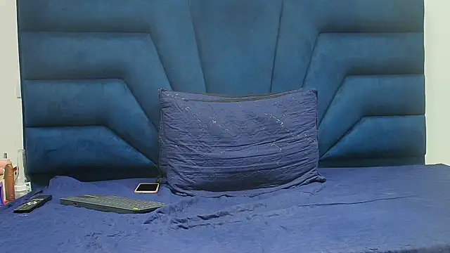 Snapshot of Angell_cooper chatting on 02/24/26, 02:48 Angell cooper online show from 02/24/26, 02:48