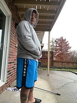 Snapshot of Jedr10 chatting on 11/25/25, 01:11 Jedr10 online show from 11/25/25, 01:11