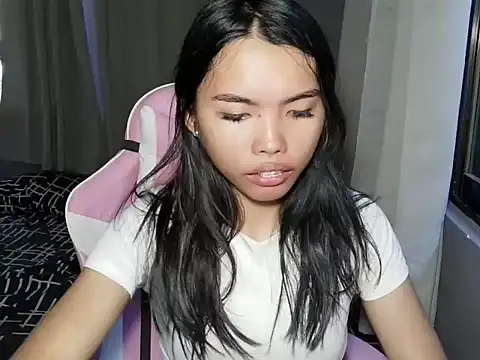 cutie milker online show from 04/20/26, 05:32