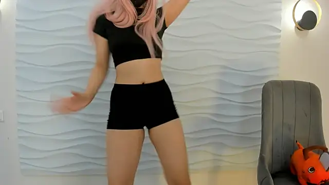 Snapshot of yanyaan chatting on 12/01/25, 09:53 yanyaan online show from 12/01/25, 09:53