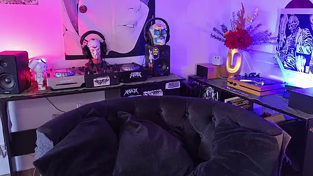 eva mendexx online show from 05/13/26, 10:38