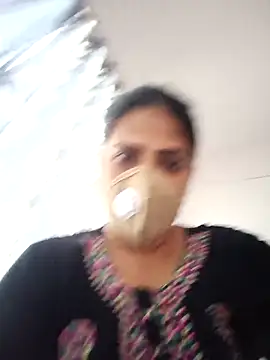 Snapshot of hottie_jenny9 chatting on 10/28/25, 08:29 hottie jenny9 online show from 10/28/25, 08:29