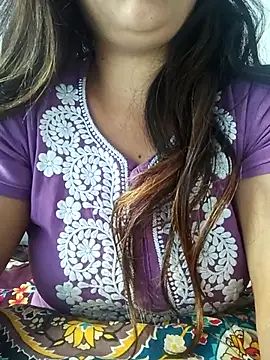 Snapshot of hottie_jenny9 chatting on 11/15/25, 08:55 hottie jenny9 online show from 11/15/25, 08:55