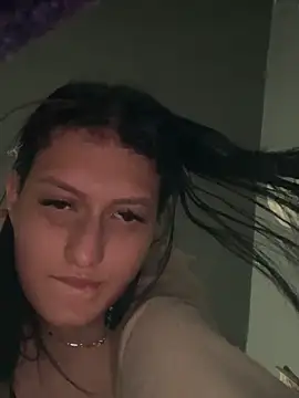 Caroline daring online show from 04/04/26, 10:51