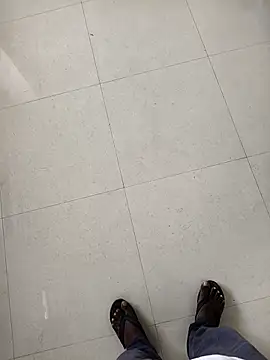 Chanderi19 online show from 12/14/25, 11:37