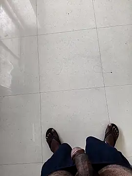 Chanderi19 online show from 12/20/25, 03:46