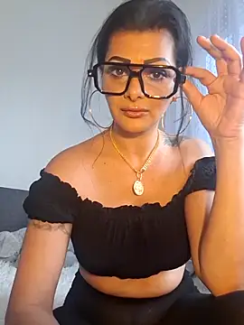 Pillango1212 online show from 11/02/25, 11:56